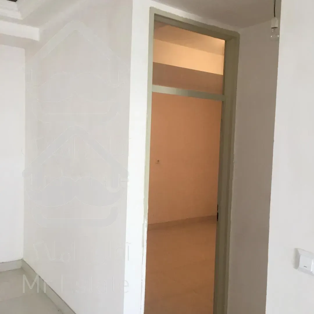 160متر / ۳خواب / فول امکانات کلید نخورده