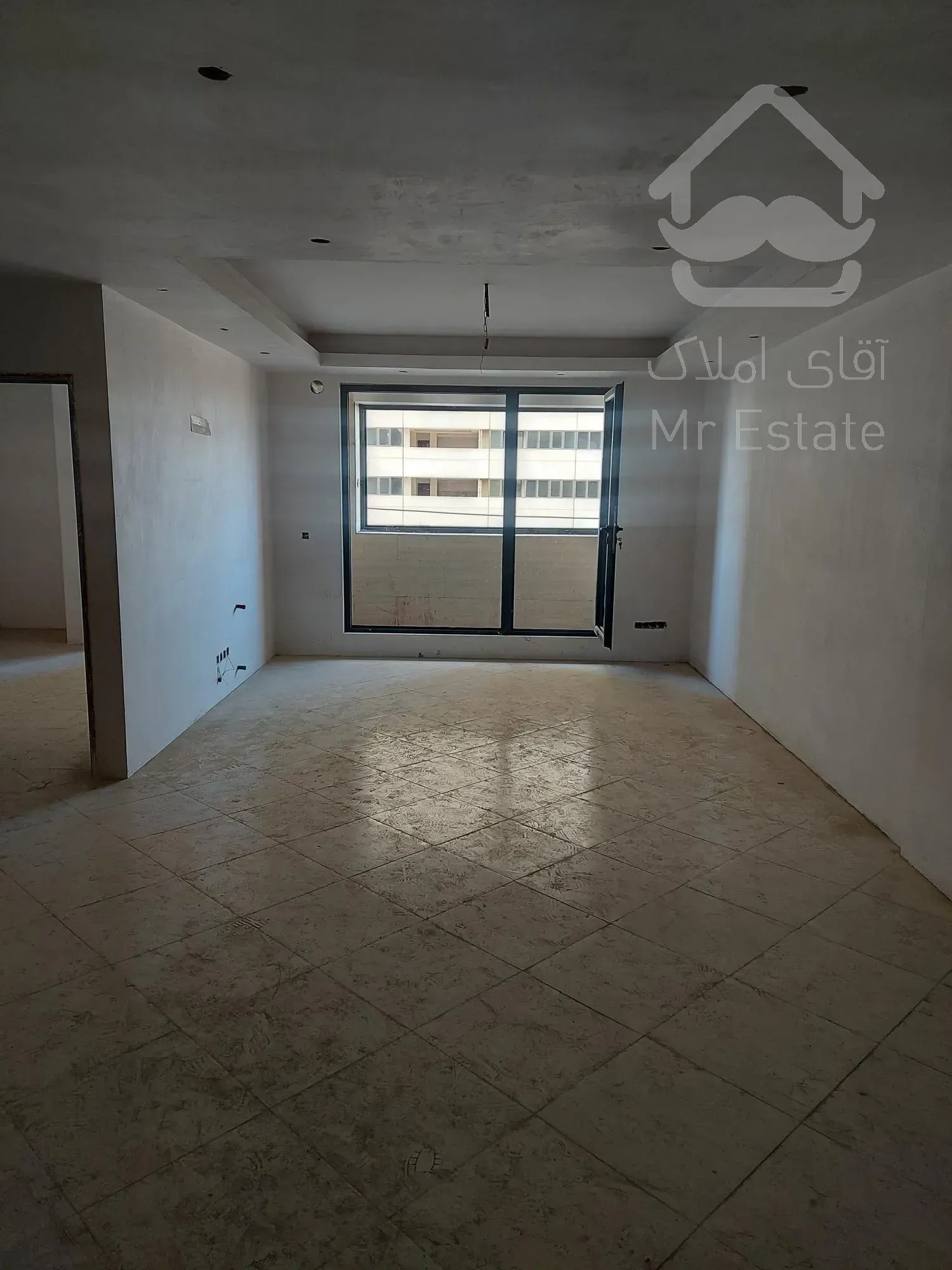 فروش ۱۰۶ متری نوساز دریاچه بلوار اردستانی