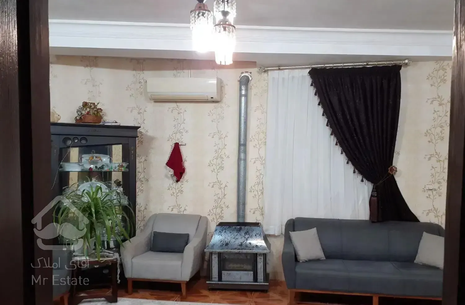 طبقه اول۵۷متری۲خوابه باپارکینگ،تک سقف،جاده لیلاکوه