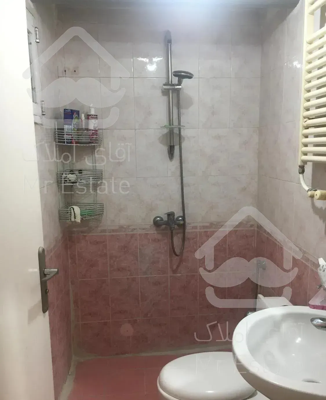 آپارتمان/خوش نقشه/بدون مشرف