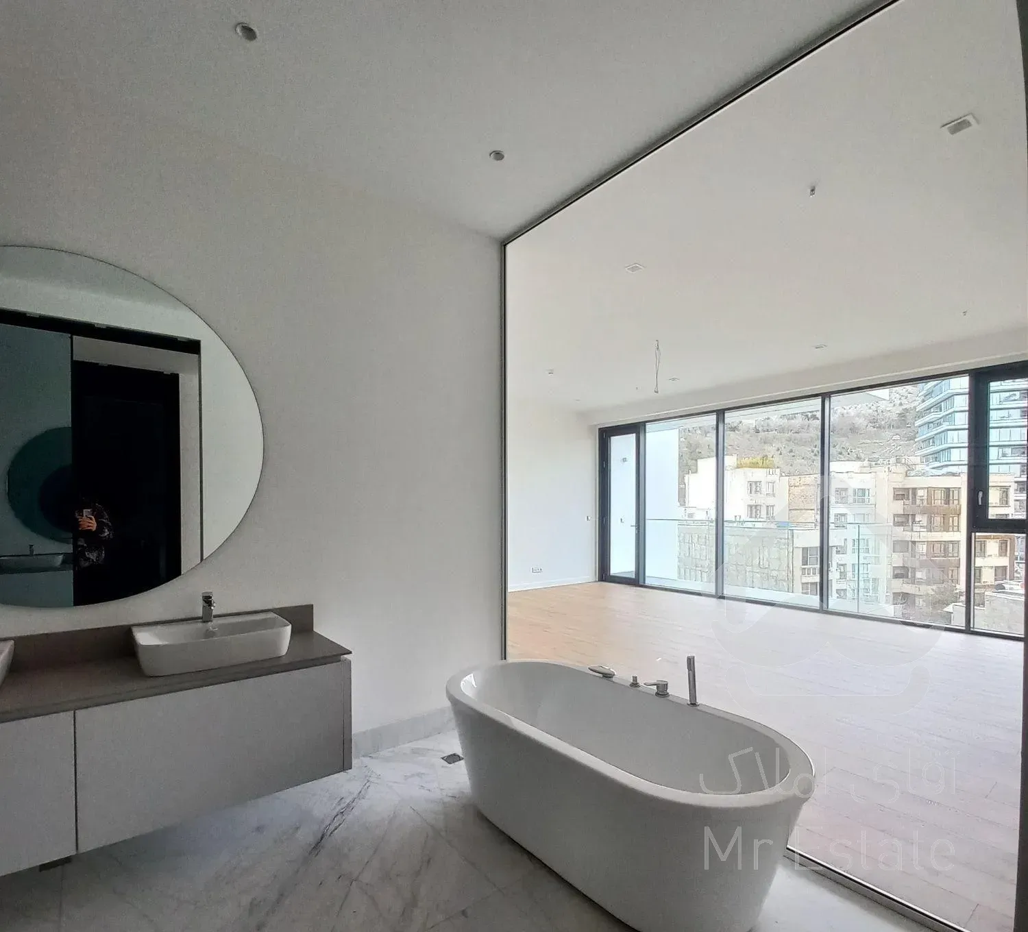 نیاوران مرجان/۵۵۰ متر (مالک شدیدا پول لازم)