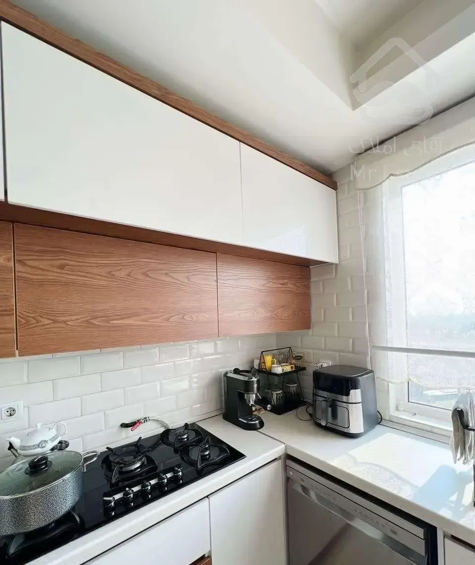 72 متر / فول امکانات / شهرک سینا