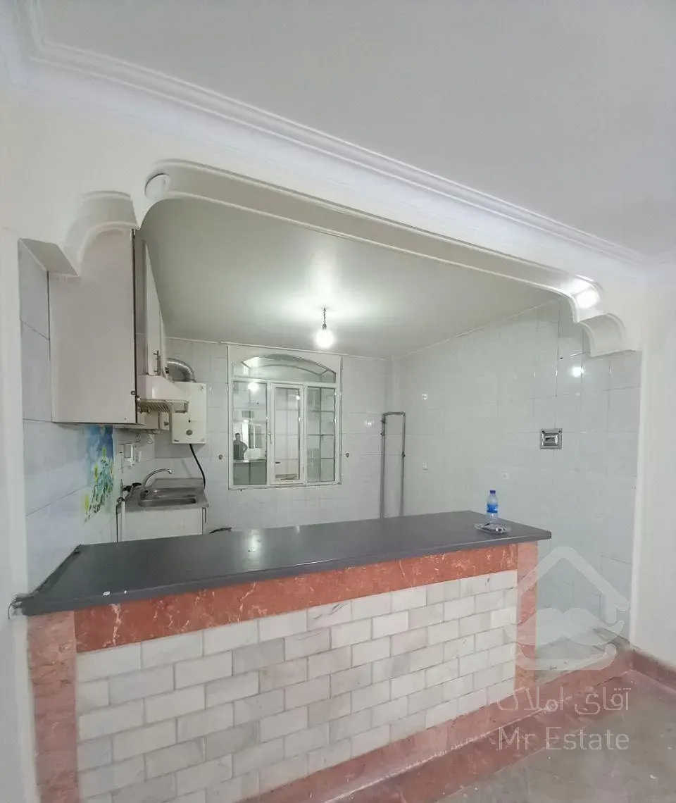 اجاره آپارتمان ۸۰ متری ۲ خوابه طبقه ۴ در محصل