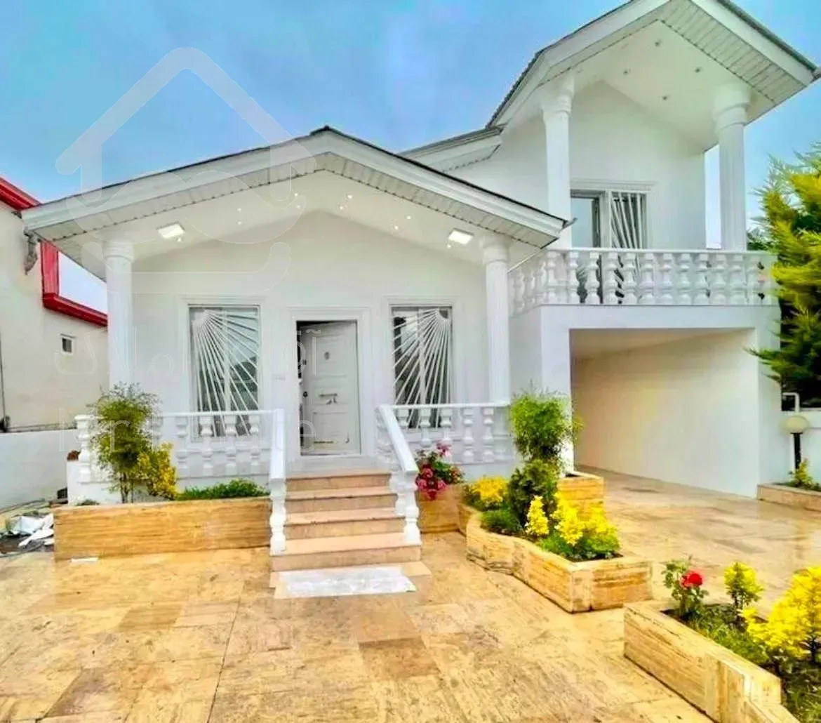 ویلا۲۱۰ متری موقعیت مکانی عالی قیمت واقعی زدم