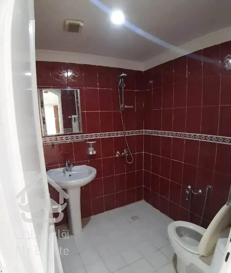 ۱۳۰ متر / ۳ خواب /  پاسداران