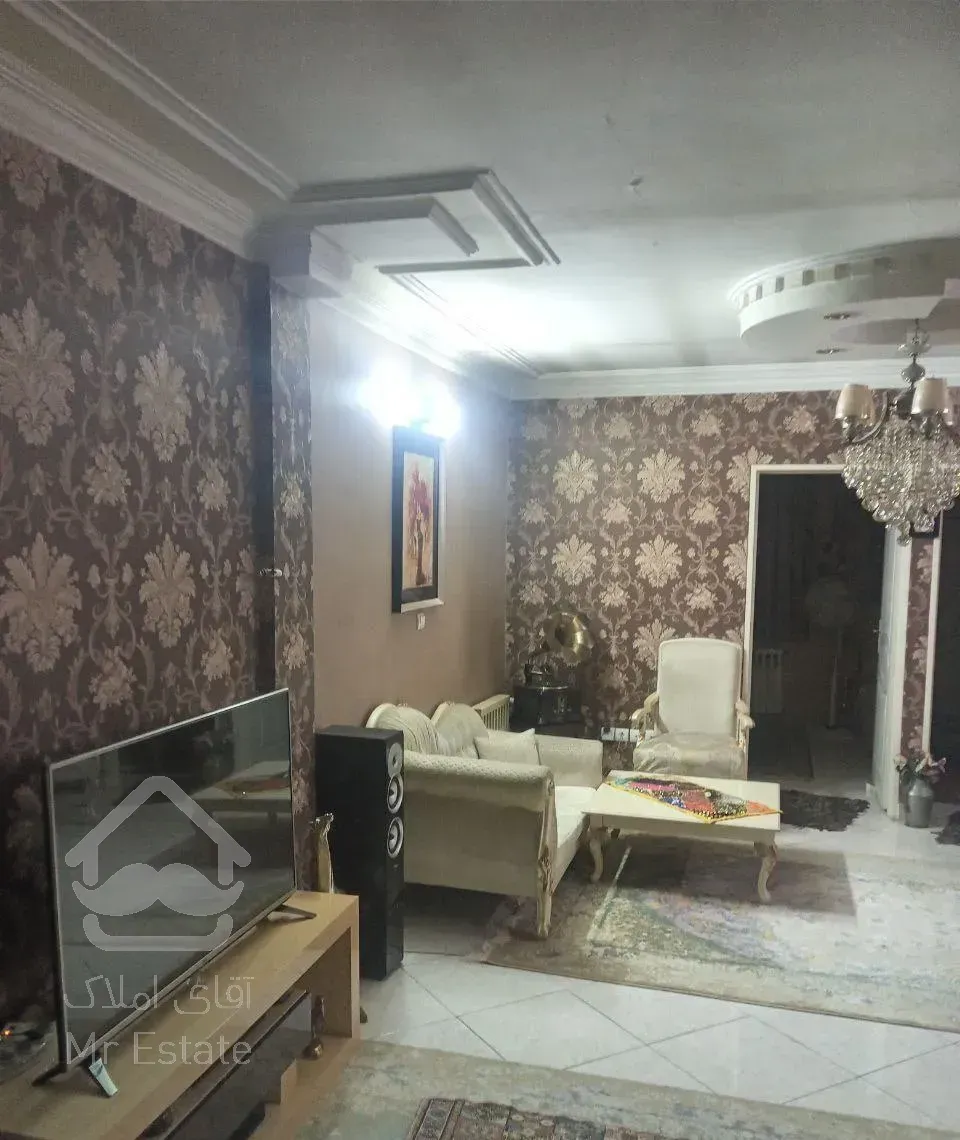 فروش آپارتمان ۶۰ متری ۲ خوابه طبقه ۴ پارکینگ دار