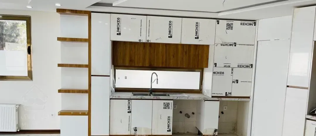 **آپارتمان۱۹۰متر۳خواب صفر فوق شیک خ جی**