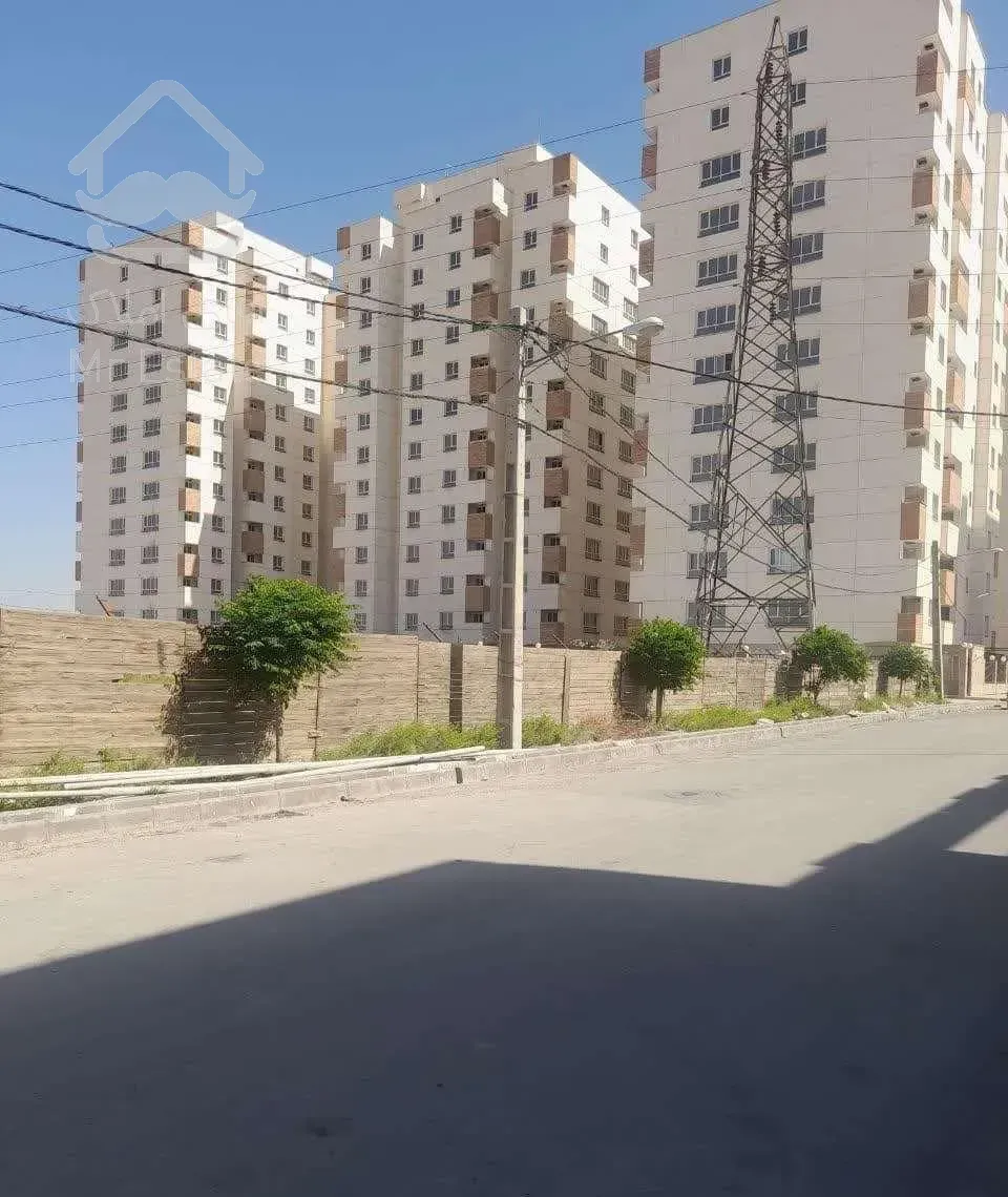 110 متر مجتمع ونک پارک اسلامشهر