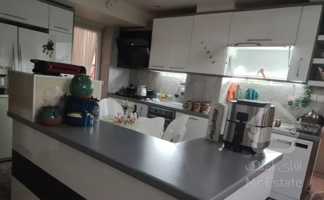 ۱۲۸ متر ۳ خواب با ۲ پارکینگ سندی