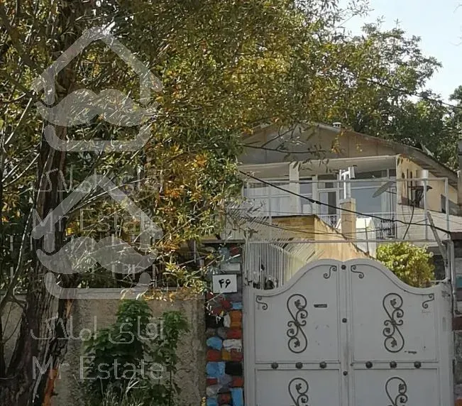 ویلا 373 متری بر خ معلم