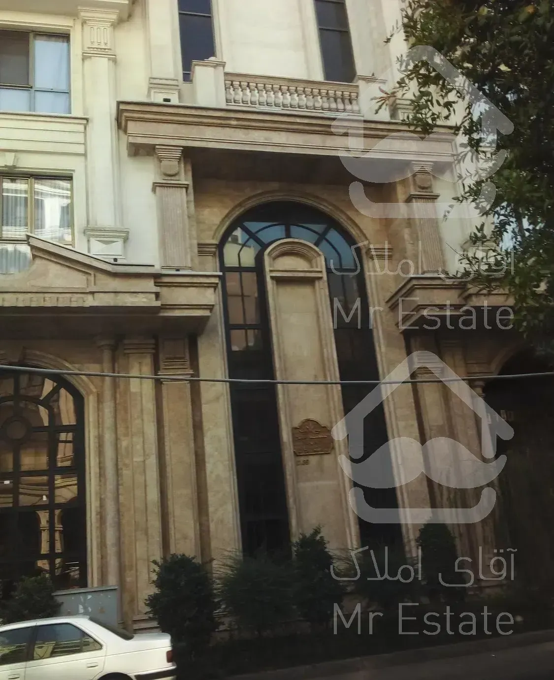 آپارتمان 270 متری فول مشاعات