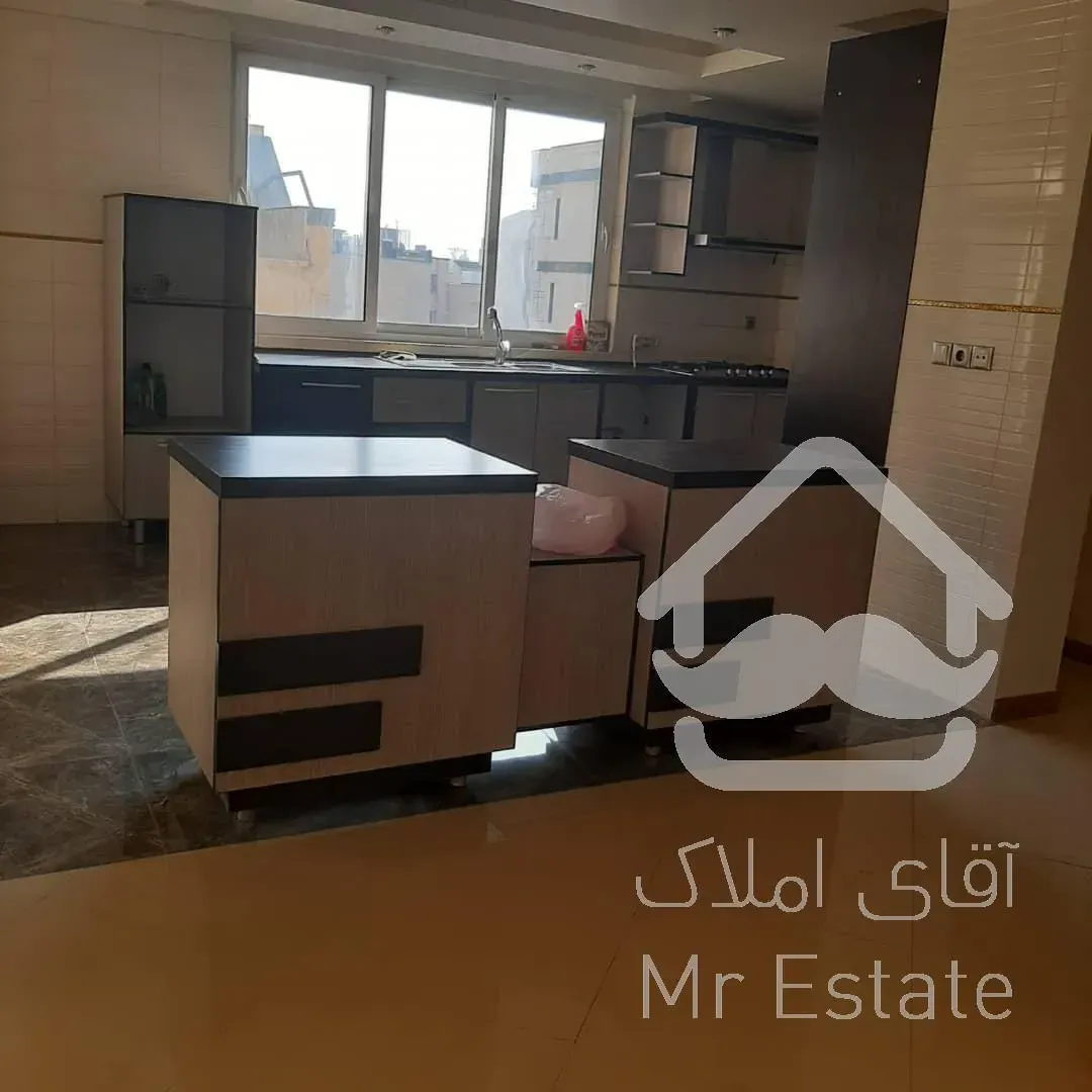 اجاره و رهن آپارتمان زعفرانیه 200  متر اکازيون