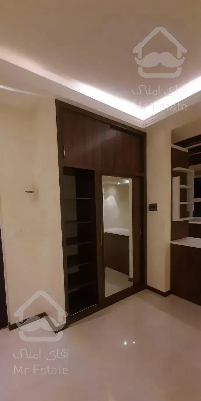 ۱۲۵ متر دو خواب  فول امکانات انتهای بیمه ۴