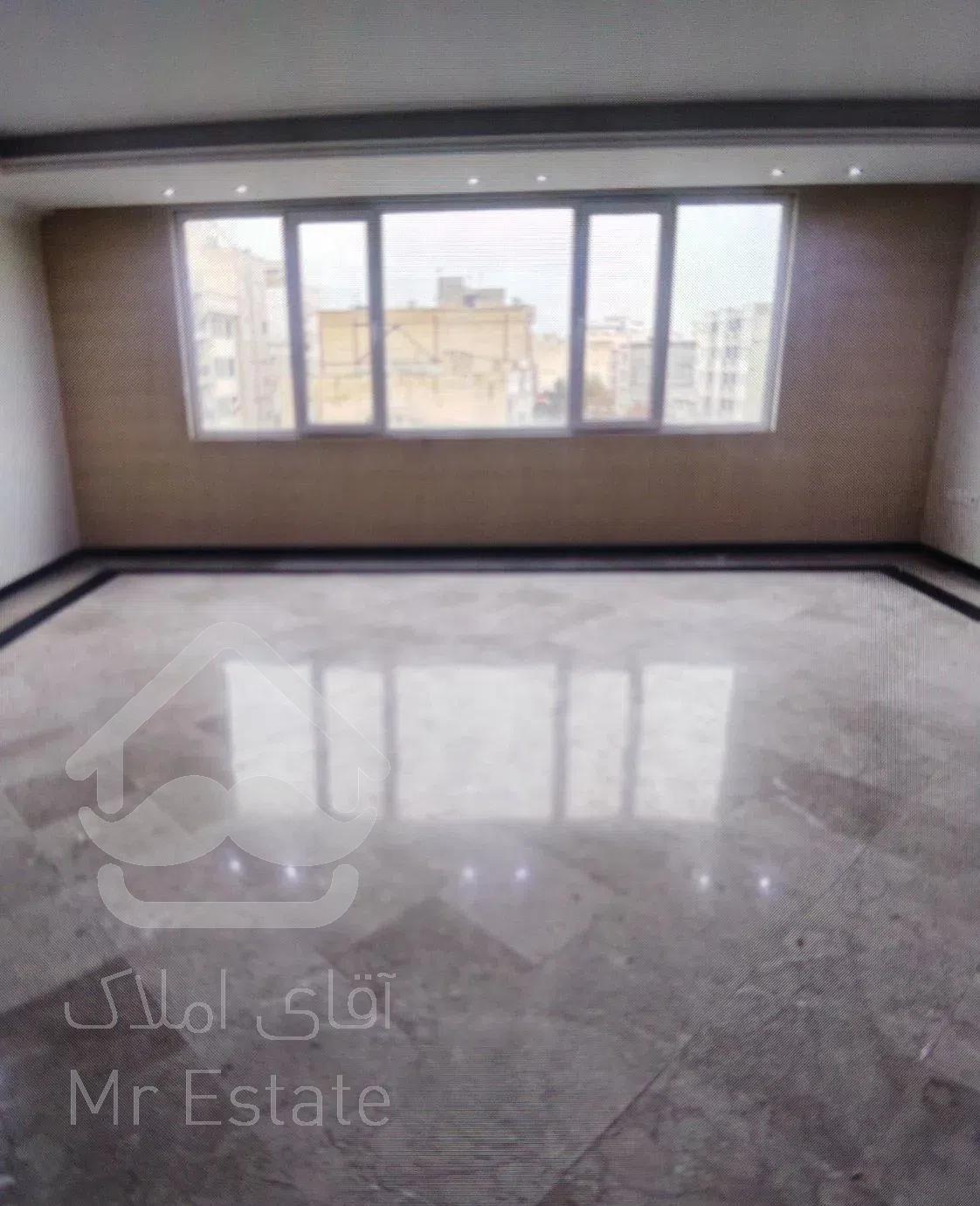 آپارتمان ۱۲۰متری سه خوابه