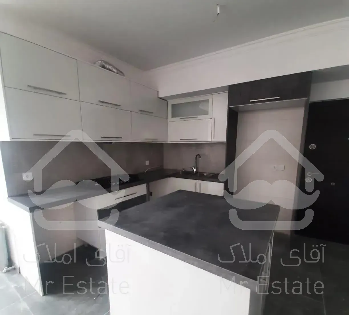 آپارتمان ۸۵متر نوساز فول امکانات چمن مهرشهر