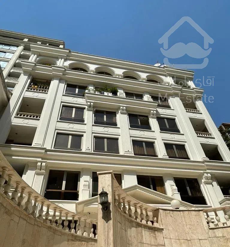 ۳۲۰ متر    کاخ سلطنتی    تکواحدی    ۴پارکینگ