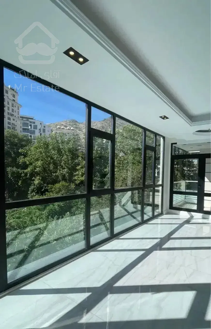 فرصت طلایی 180 متر ویو بهشتی۴۵ میلیارد / ۴ پارکینگ