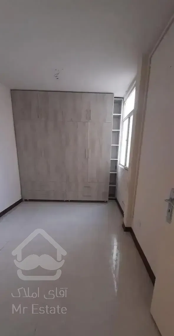 ۵۵متری طبقه اول وحیدیه