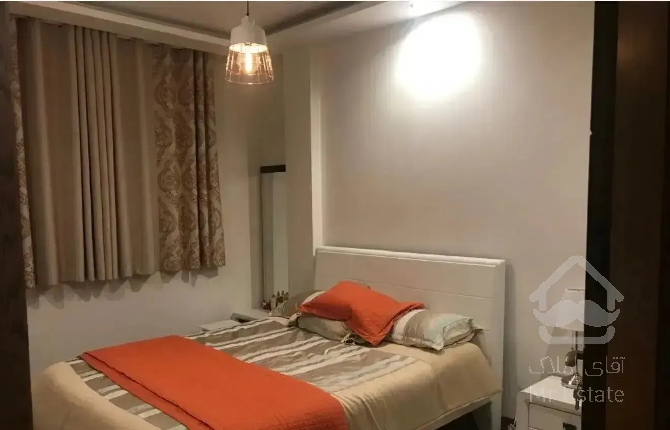 آپارتمان ۹۲ متری دیباجی جنوبی