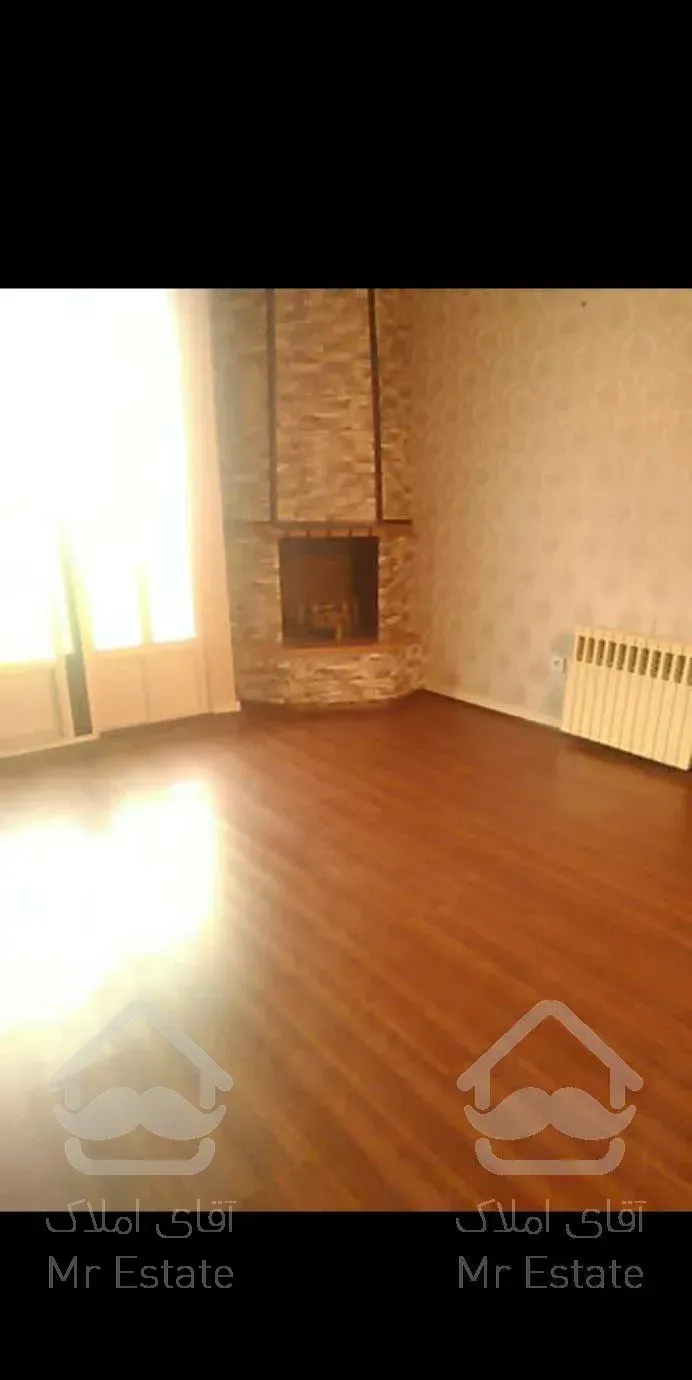 ۷۶ متر  پروانه شمالی