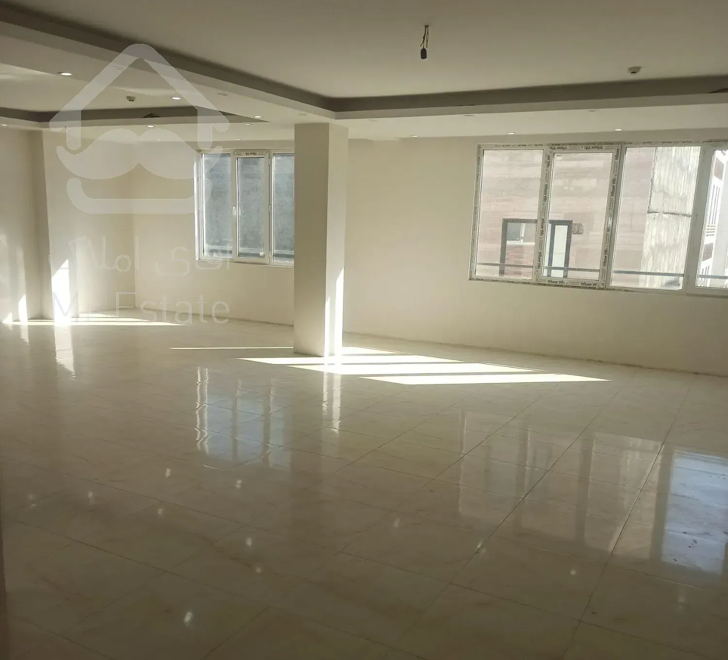 فرصتی ایده‌آل/زیر قیمت کاسبی/138متر/گلشهر کرج