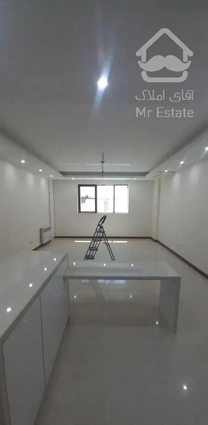 ۱۰۳ متر نوساز خوش نقشه/ دریاچه منطقه۲۲ چیتگر