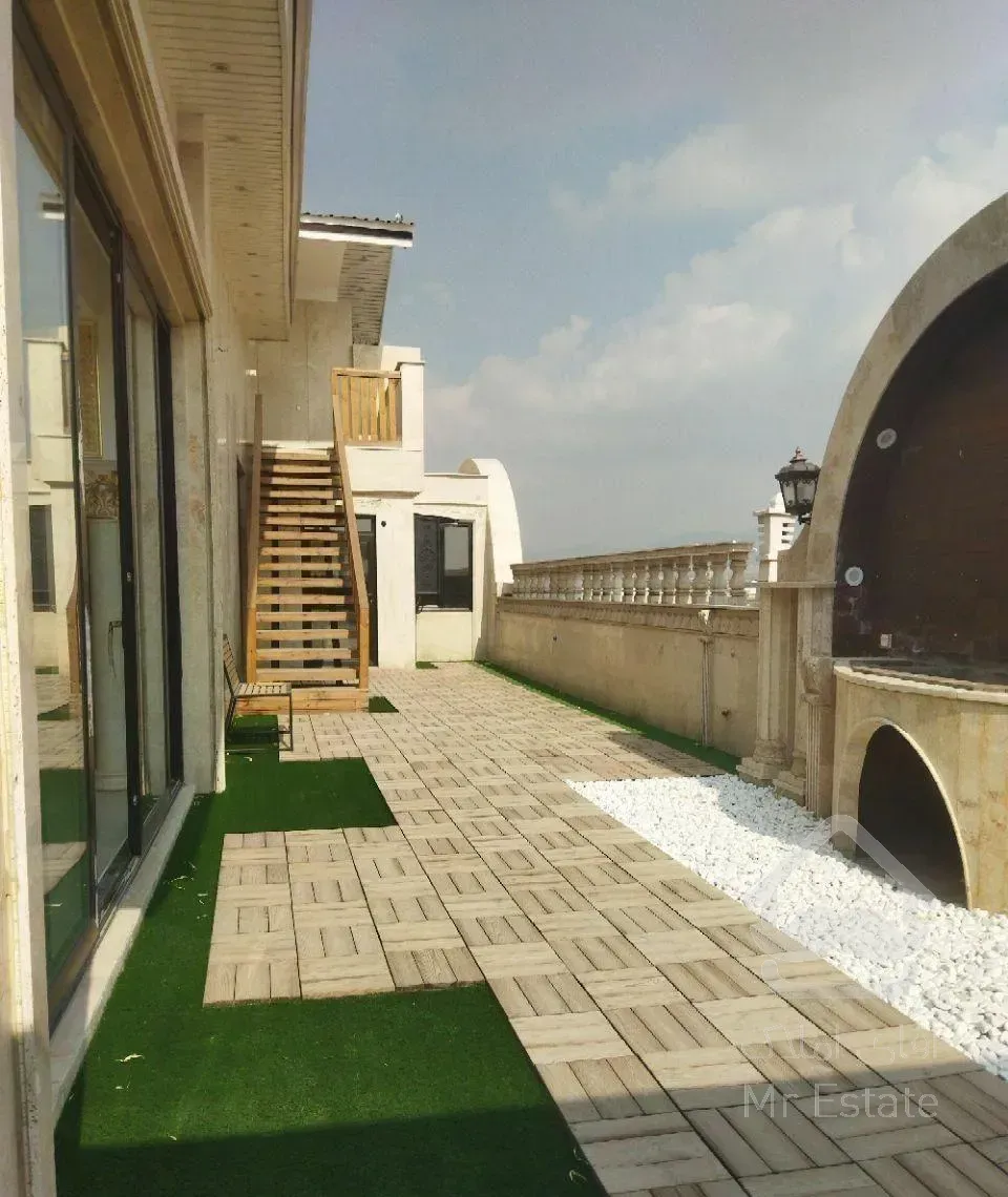 اعیان نشینی باپنت‌آپارتمان۴برنورگیر۴۵۰متری/طلاکاری