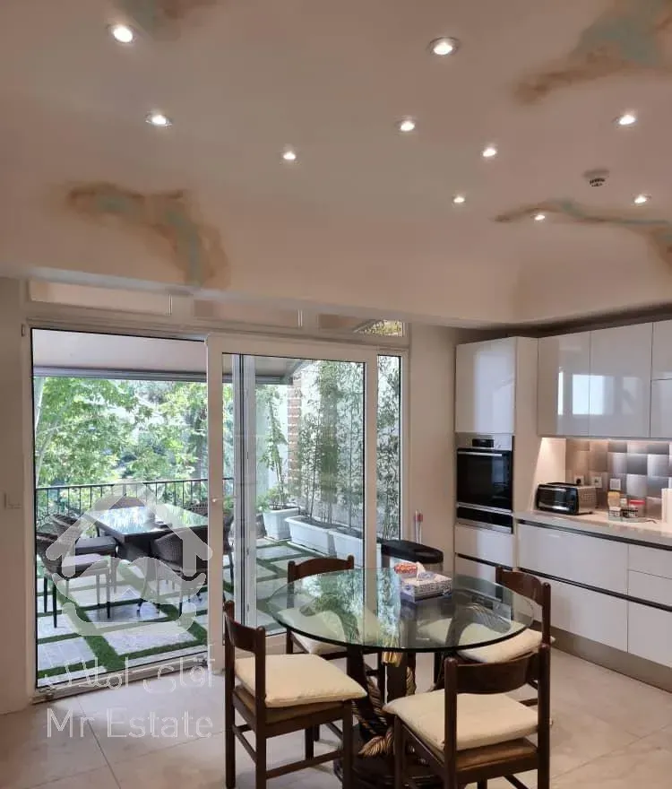 ۲۸۰ متر بوسنی لابی مجلل پاگردمجزا