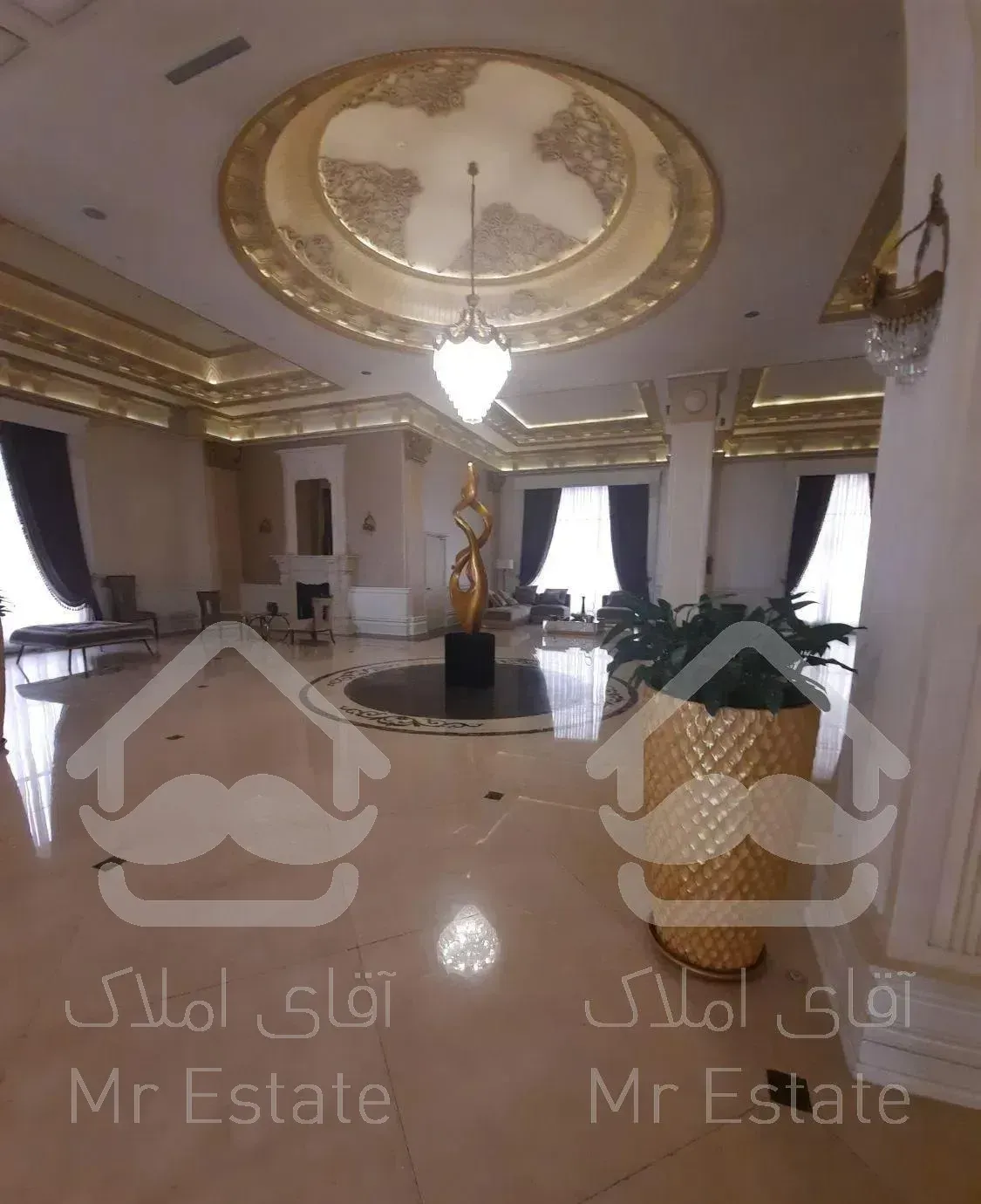 آپارتمان ٢٧٠متری ٣خ مستر