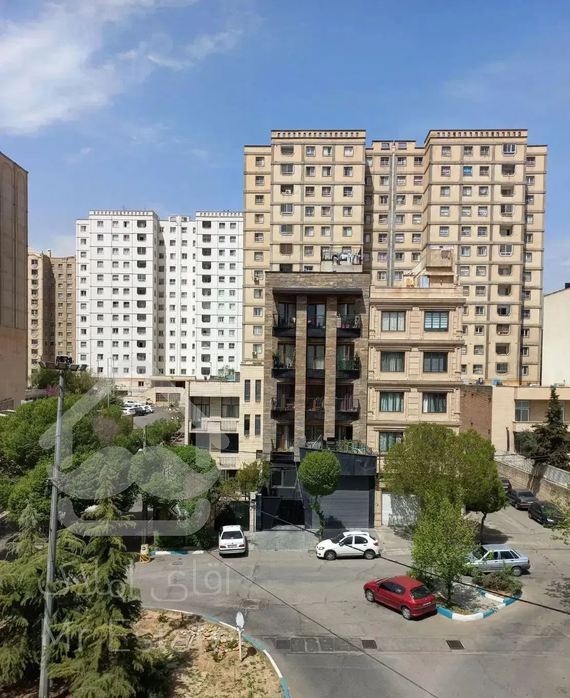 123متر 3خواب لویزان شیان  مجتمع گلها / بهترین طبقه