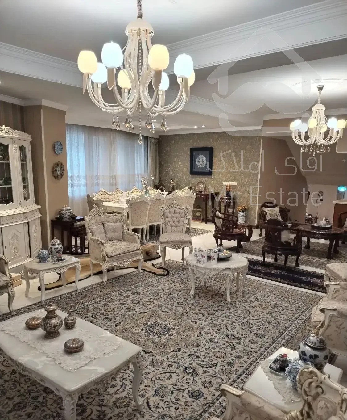 آپارتمان 270متر 4خواب هشترودی