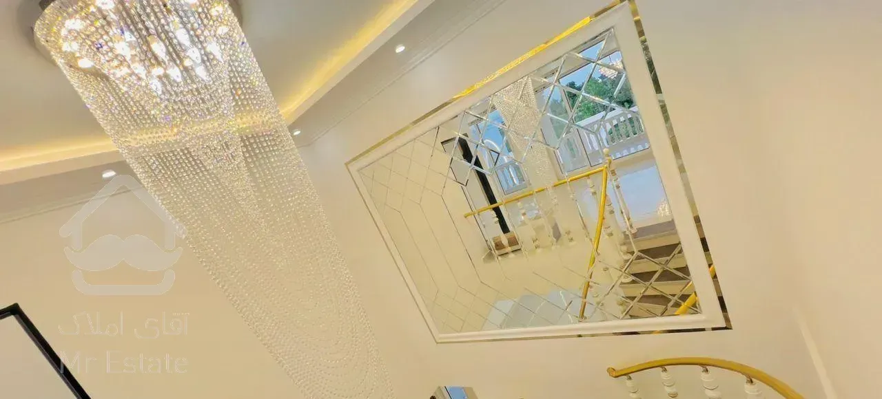 / ویلای زمین  350mبنا250mسه خواب منطقه برند/