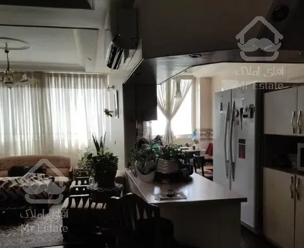 آپارتمان خوش نقشه و کاملا نورگیر