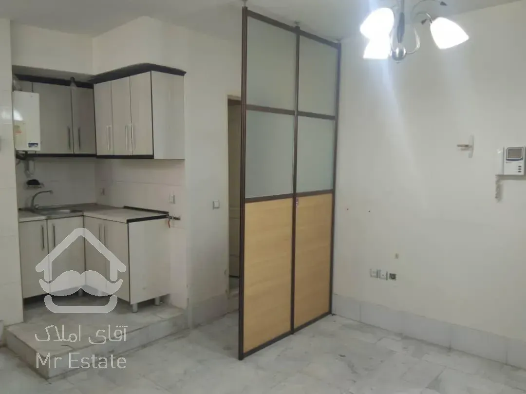 32 متر اداری خلیلی پونک