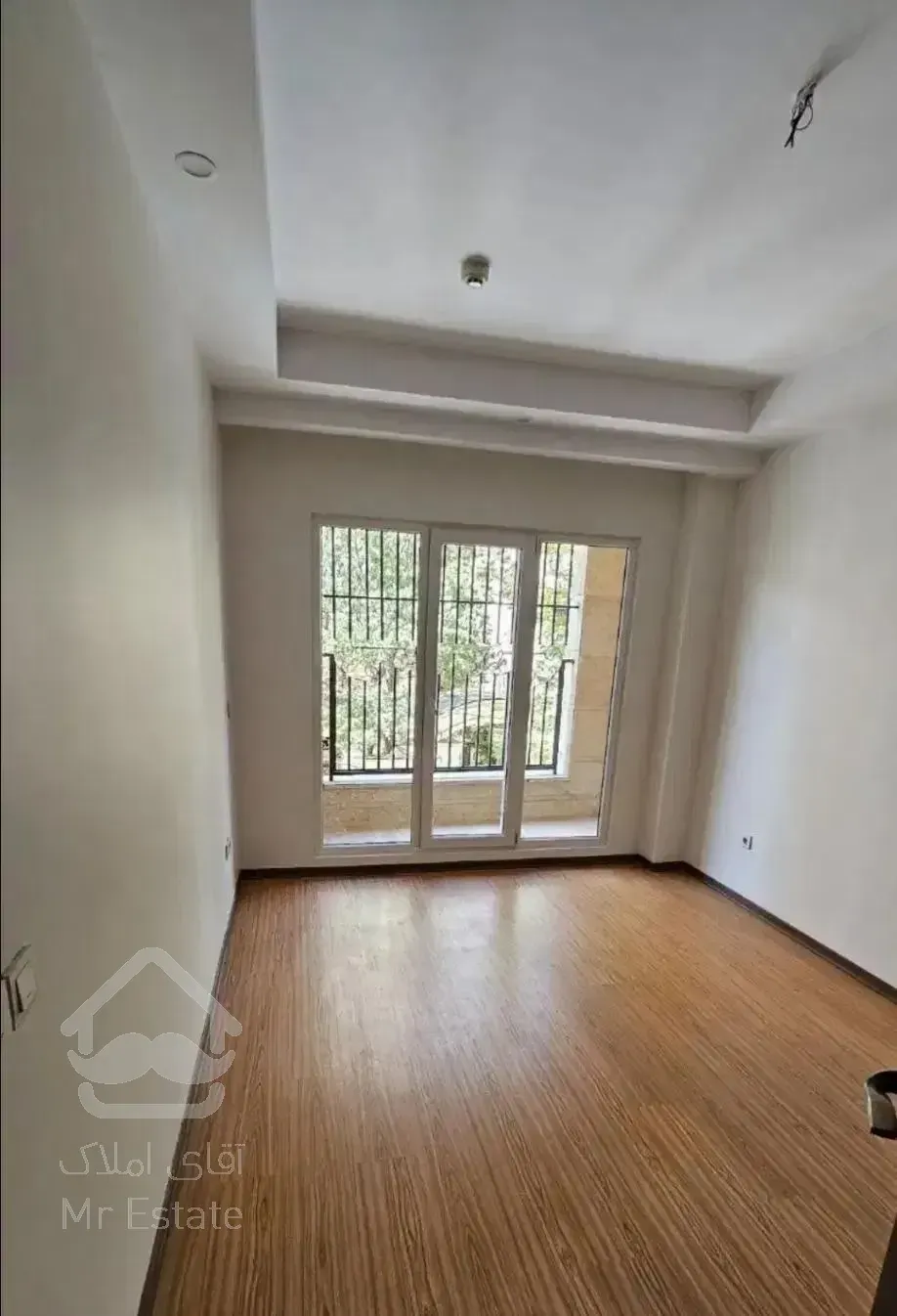 ۹۰ متر تاپ لوکیشن شهرک نفت