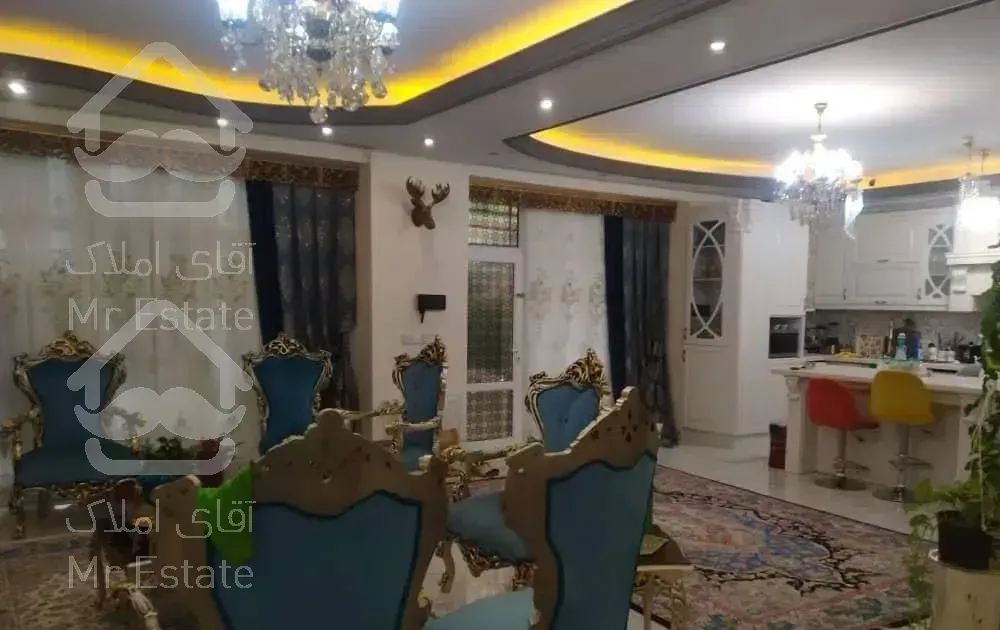 ۱۴۶متر۲خواب۶۰متر حیاط اختصاصی بالای ولیعصر