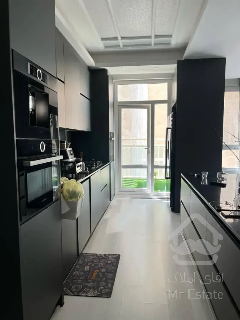 فروش اپارتمان 135 متری زعفرانیه