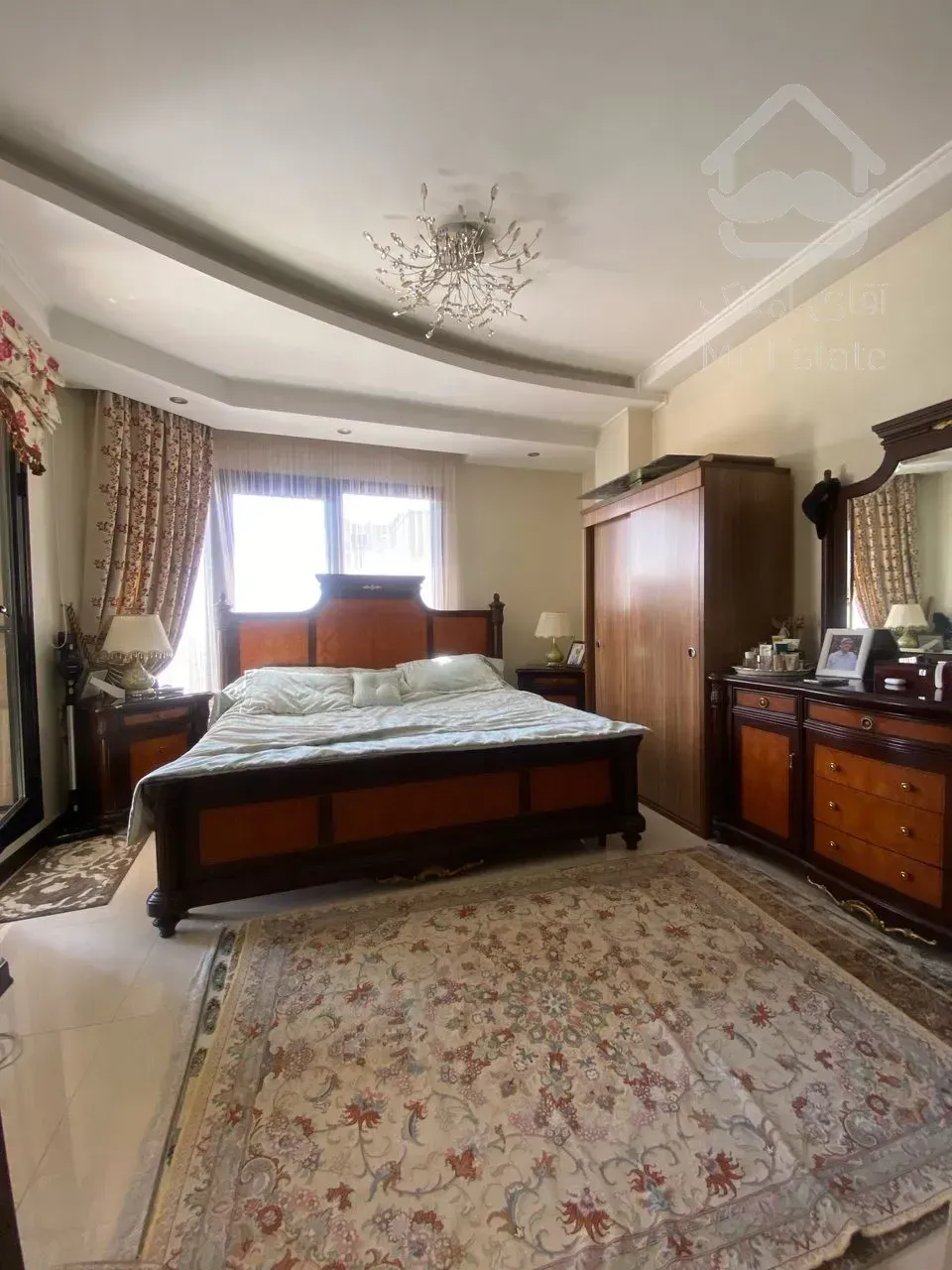 فروش آپارتمان ۱۳۰ متر آجودانیه ویو ابدی