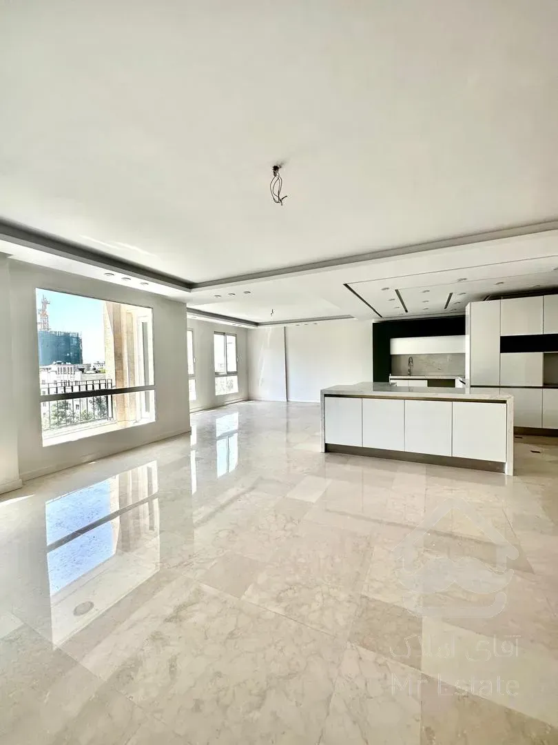 فروش اپارتمان 250 متری زعفرانیه