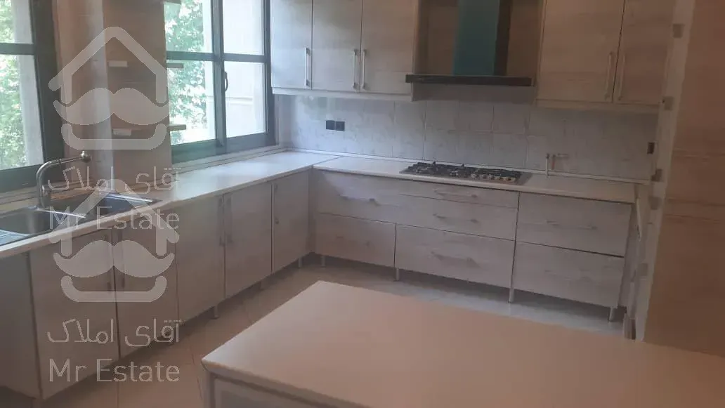 اجاره و رهن آپارتمان باغ فردوس 250  متر اکازيون