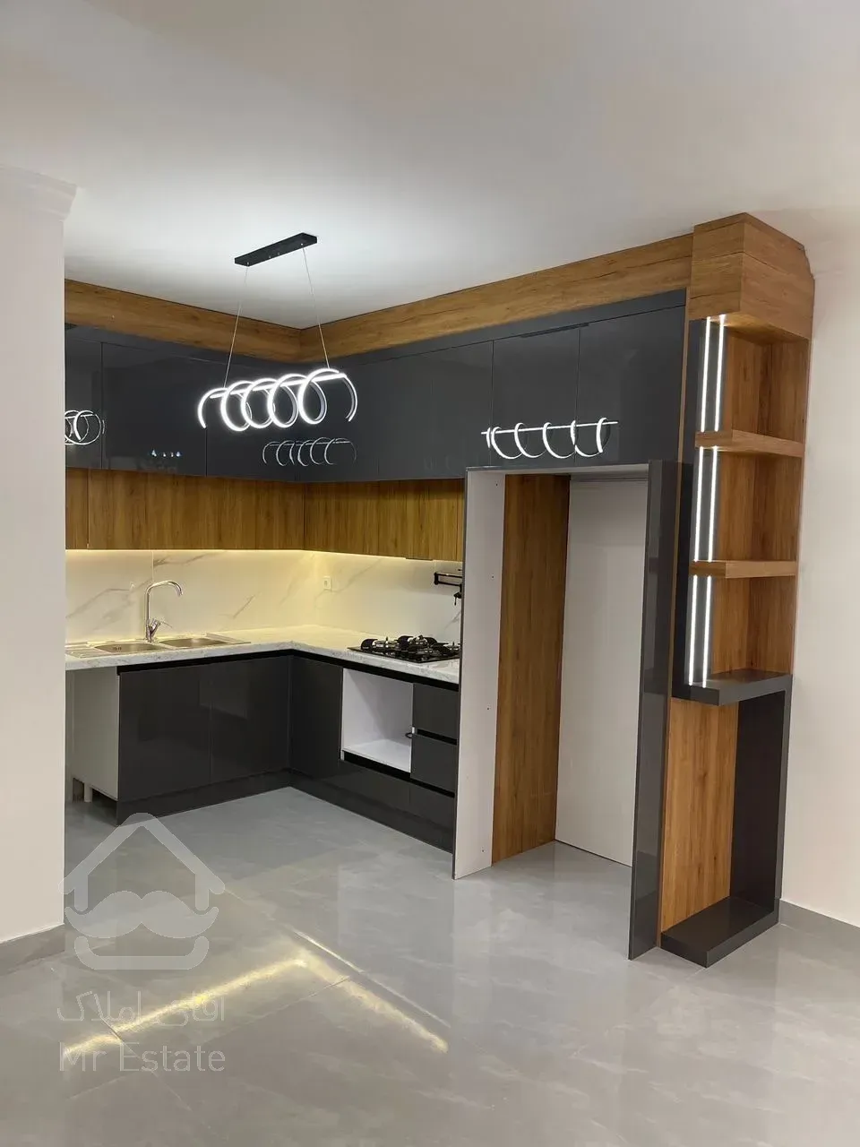 فروش آپارتمان یکخواب۶۰متر فول بازسازی جزیره کیش