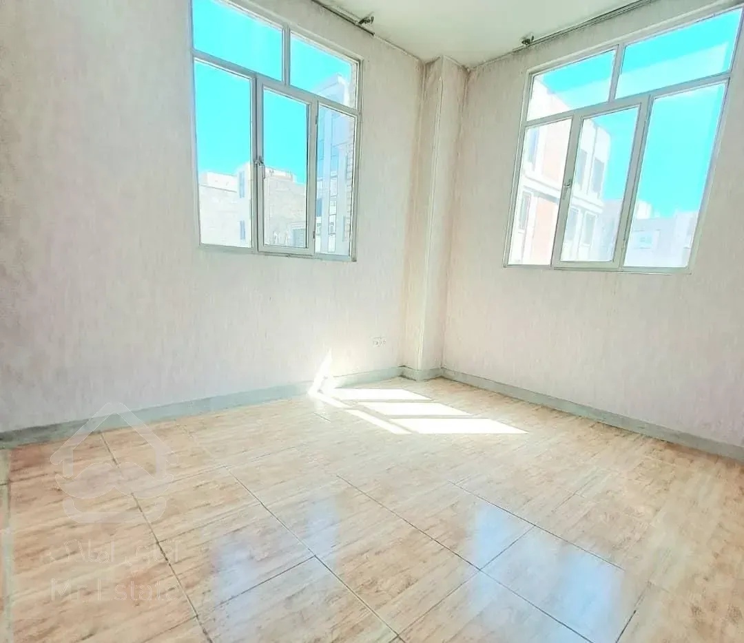 آپارتمان ۷۳متری/۲خوابه/فول امکانات/لوکیشن خوب