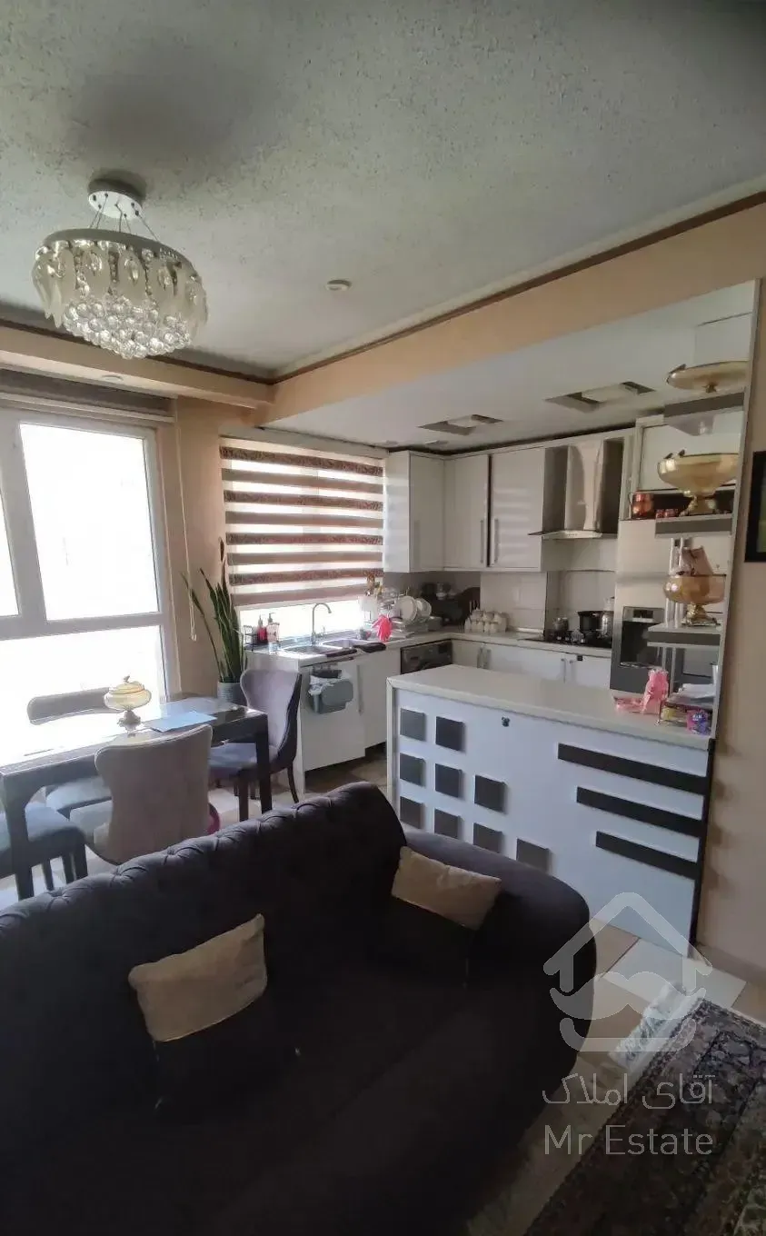 ۵۰متری/انباری سندی/تراس/تک‌واحدی/تسلیحات