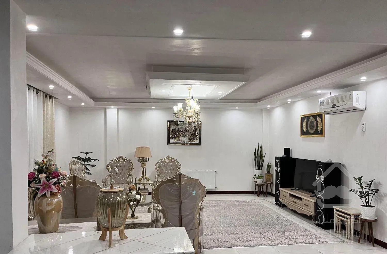 فروش آپارتمان ۱۰۱ متری ۲ خوابه در نعمت‌آباد