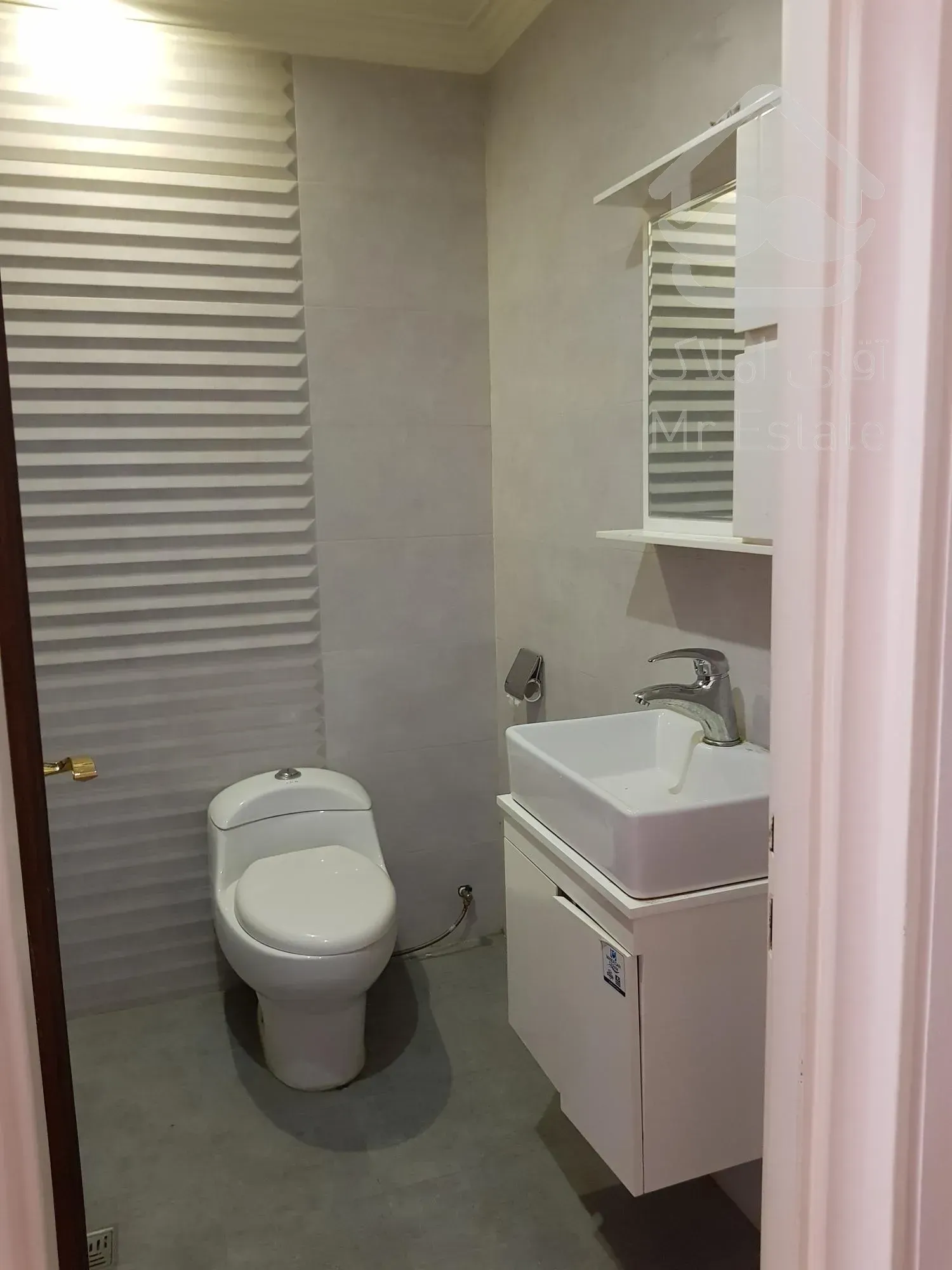 آپارتمان ۱۴۵ متری واقع در سعادت آباد