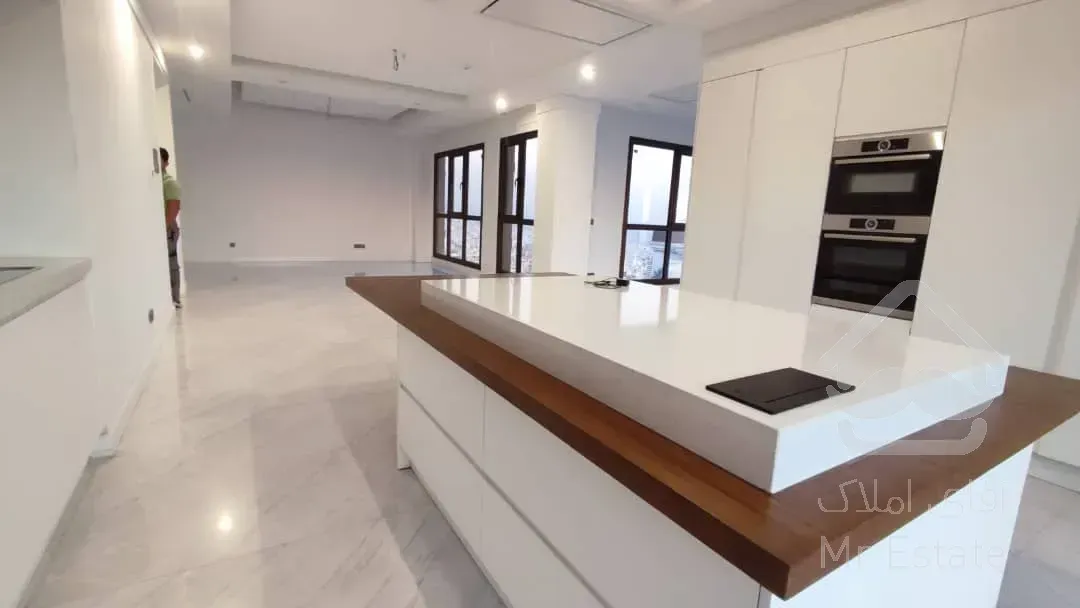 فروش اپارتمان 320 متری ولنجک