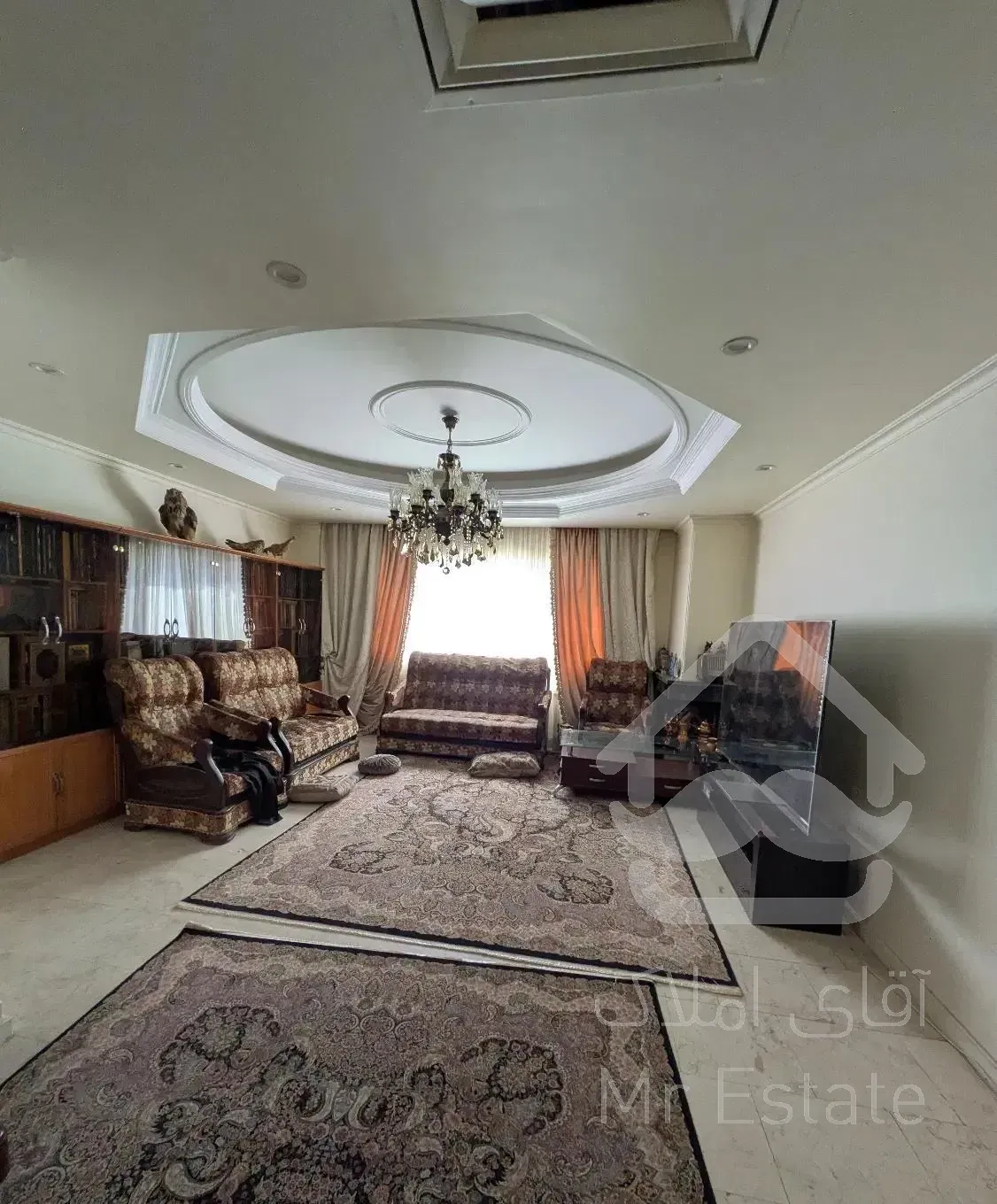 ۱۲۰ متر/سه خواب/تاپ لوکیشن زعفرانیه