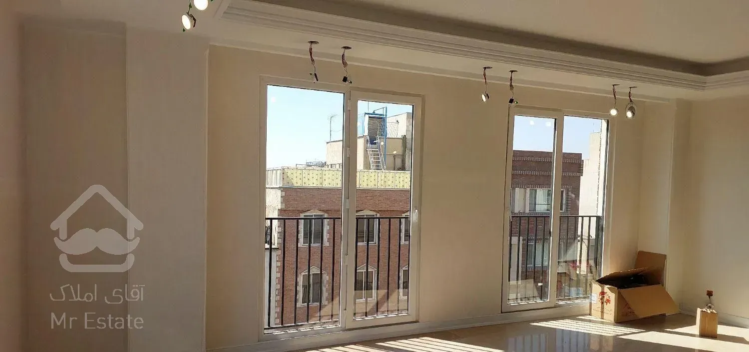 فروش آپارتمان ۱۳۵ متری ۳ خوابه در بهجت‌آباد