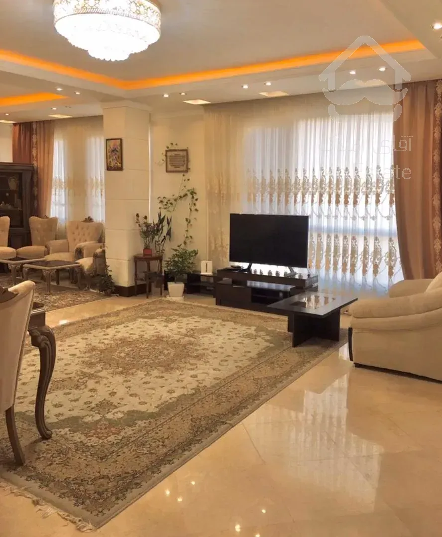 اجاره 1501 متری پاسداران