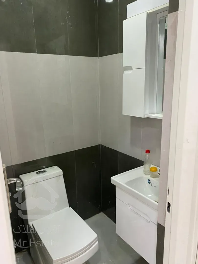 فروش 105 متر مسکونی میدان ملت